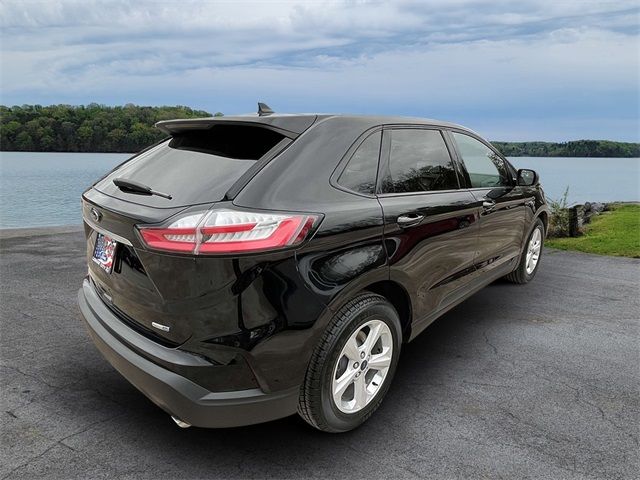 2020 Ford Edge SE