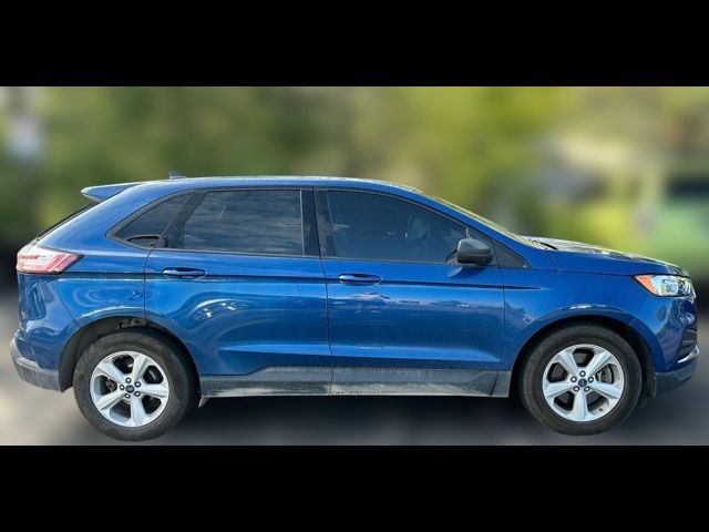 2020 Ford Edge SE