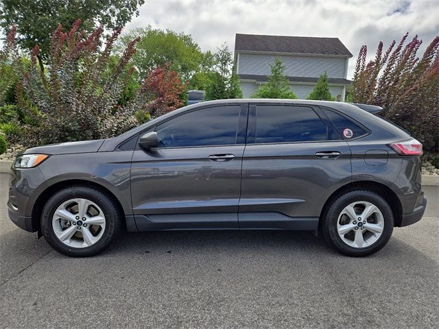 2020 Ford Edge SE