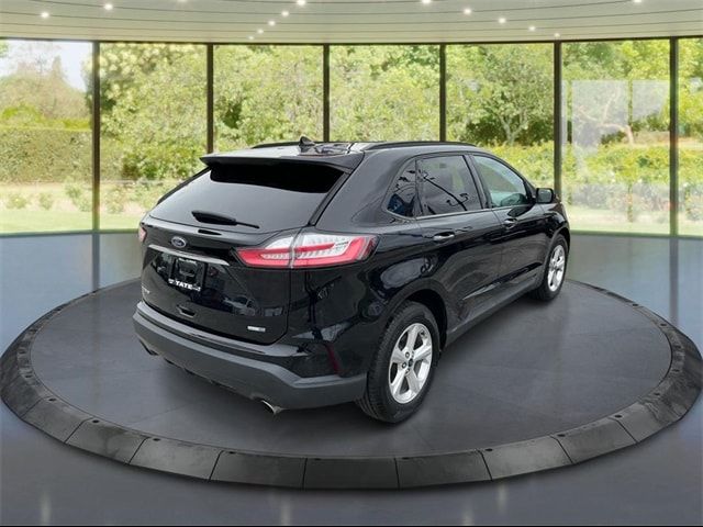 2020 Ford Edge SE