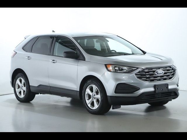 2020 Ford Edge SE