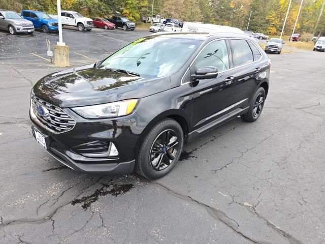 2020 Ford Edge 