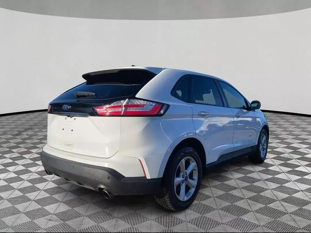 2020 Ford Edge SE