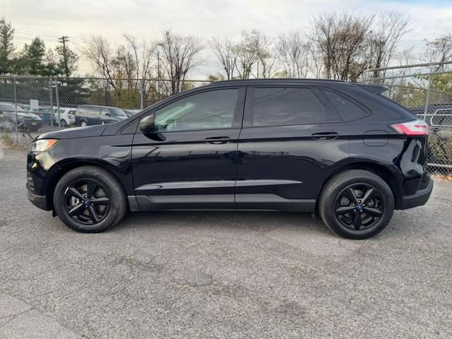 2020 Ford Edge SE