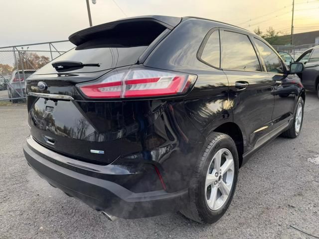 2020 Ford Edge SE