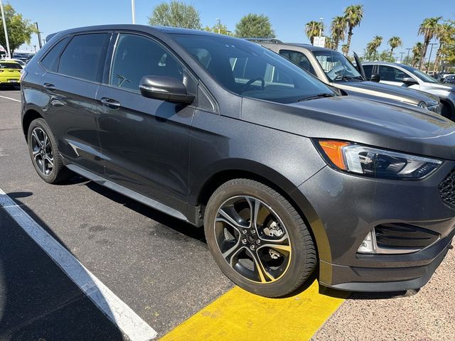 2020 Ford Edge ST