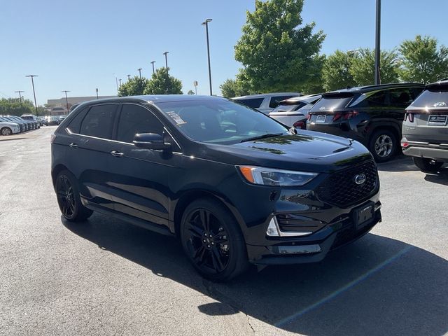 2020 Ford Edge ST