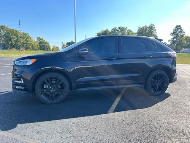 2020 Ford Edge ST