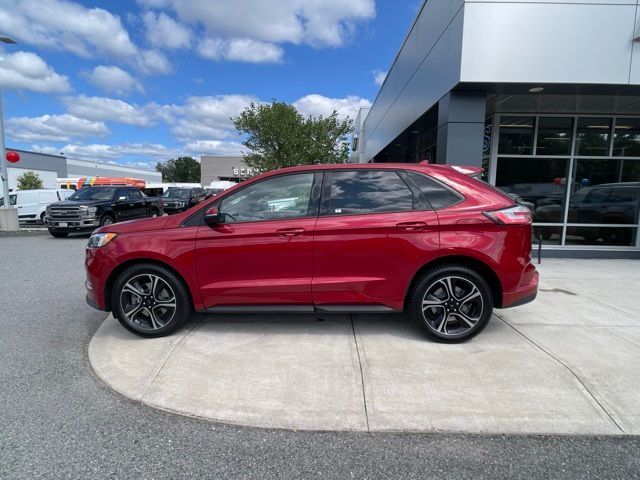 2020 Ford Edge ST