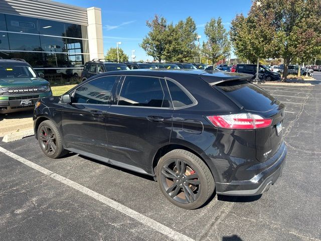 2020 Ford Edge ST