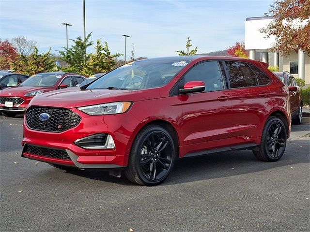 2020 Ford Edge ST