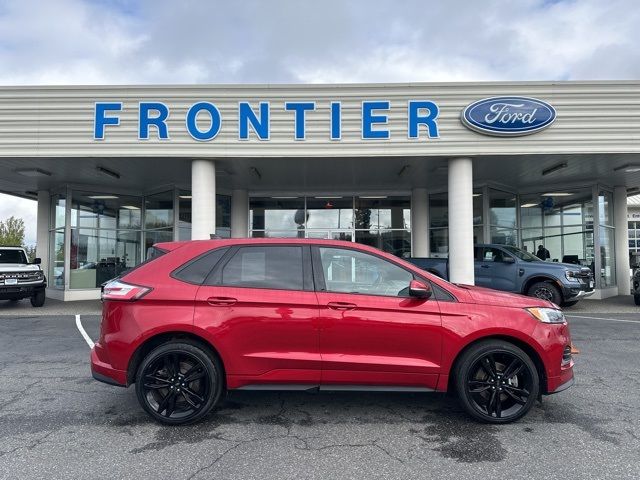 2020 Ford Edge ST