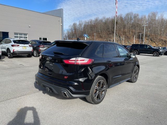 2020 Ford Edge ST