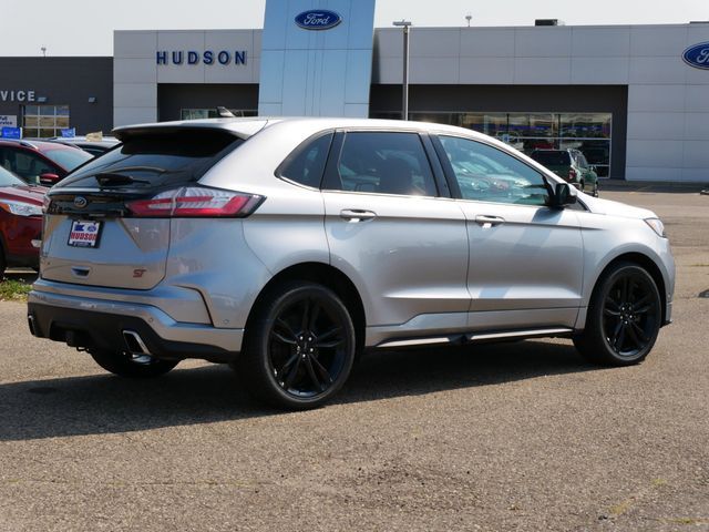 2020 Ford Edge ST