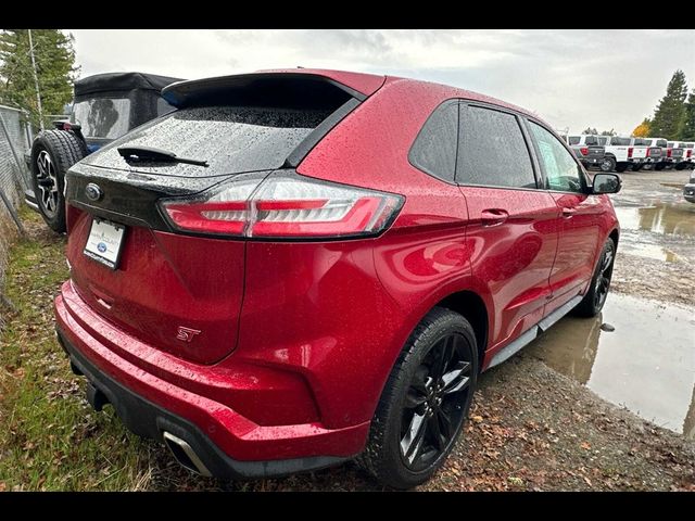 2020 Ford Edge ST