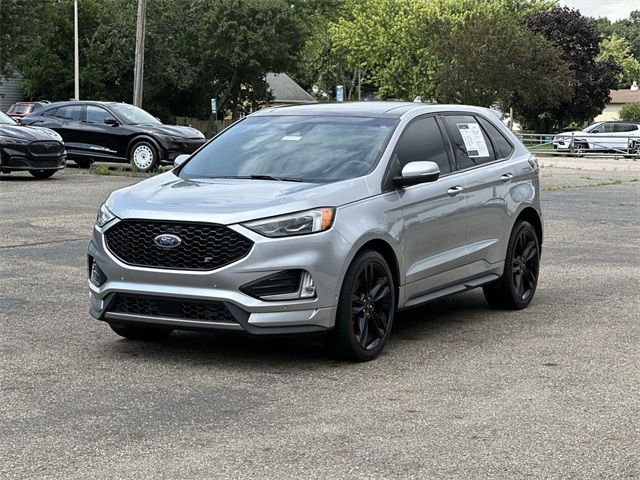 2020 Ford Edge ST