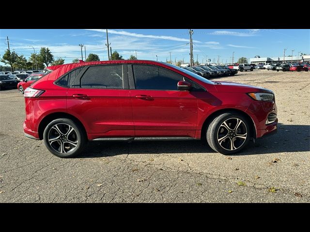 2020 Ford Edge ST