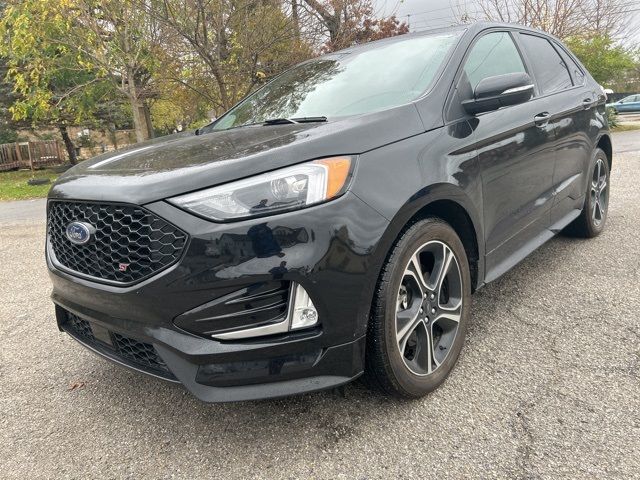 2020 Ford Edge ST