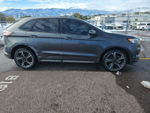 2020 Ford Edge ST