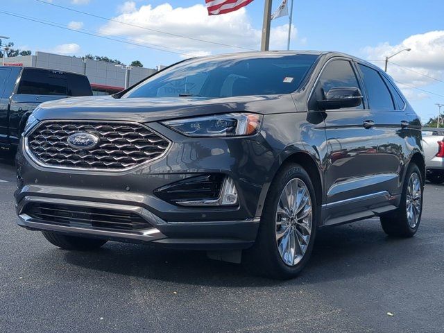 2020 Ford Edge Titanium