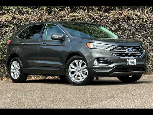 2020 Ford Edge Titanium