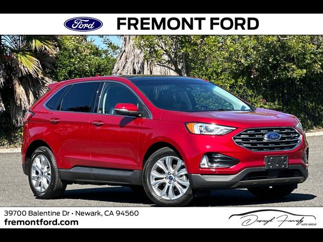 2020 Ford Edge Titanium