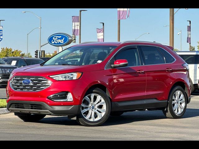 2020 Ford Edge Titanium