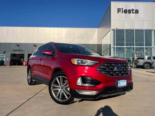 2020 Ford Edge Titanium