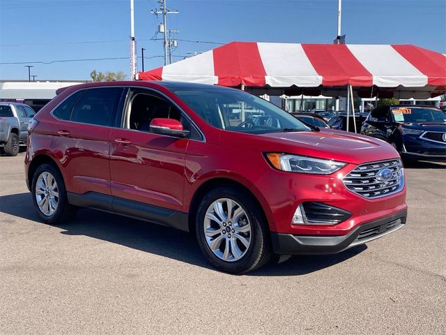 2020 Ford Edge Titanium