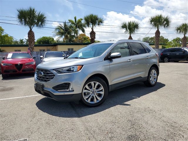 2020 Ford Edge Titanium