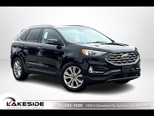 2020 Ford Edge Titanium