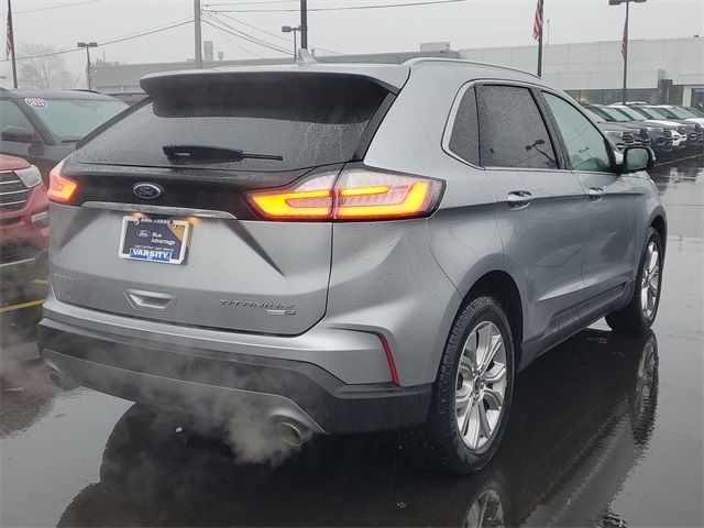 2020 Ford Edge Titanium