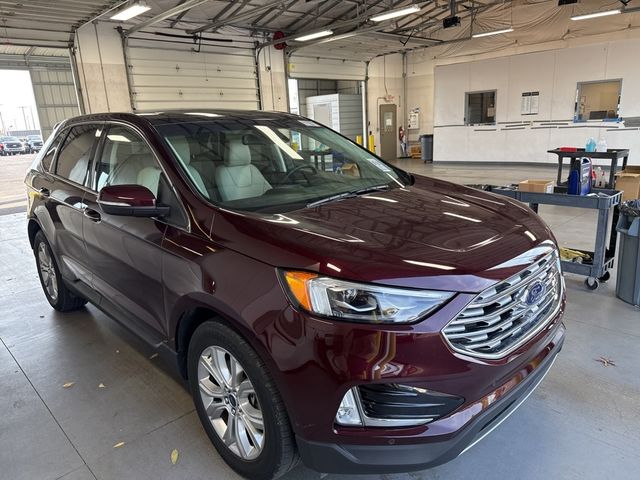 2020 Ford Edge Titanium