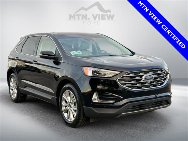 2020 Ford Edge Titanium