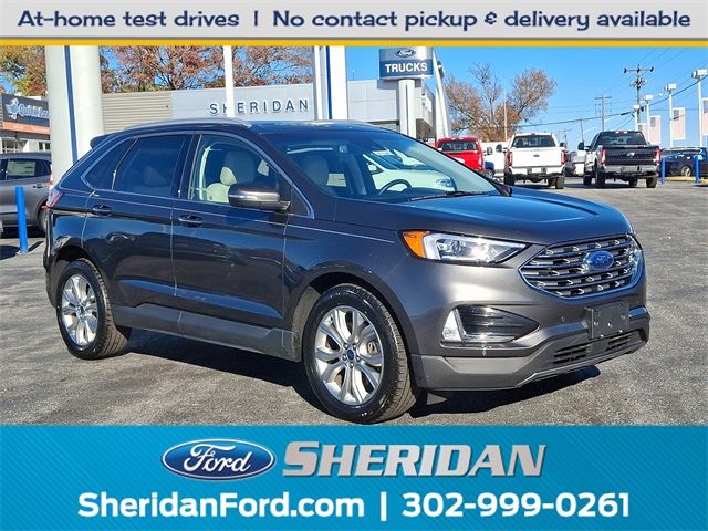 2020 Ford Edge Titanium