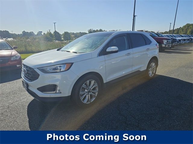 2020 Ford Edge Titanium