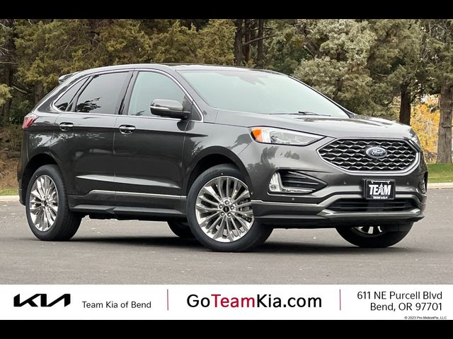 2020 Ford Edge Titanium