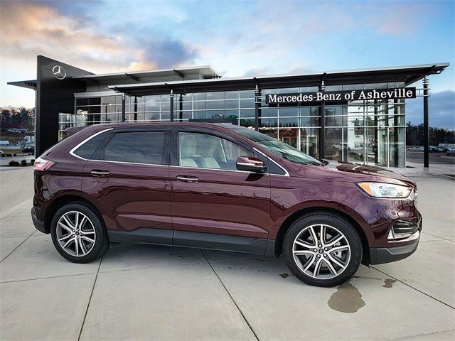 2020 Ford Edge Titanium