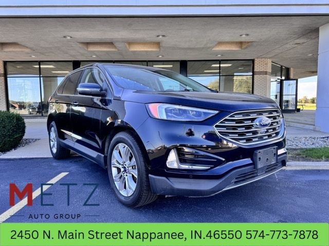 2020 Ford Edge Titanium