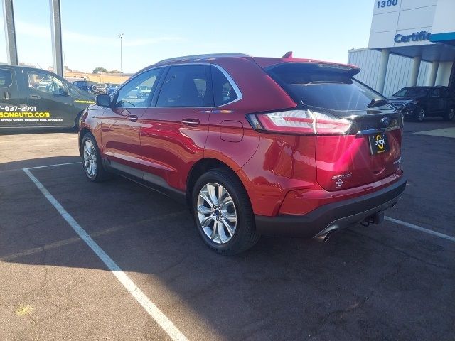 2020 Ford Edge Titanium