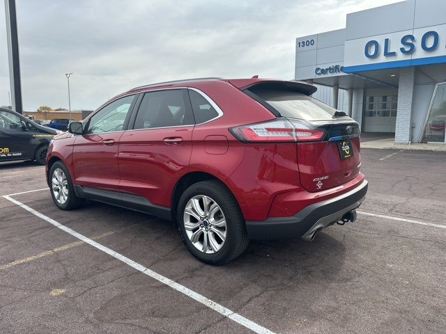 2020 Ford Edge Titanium