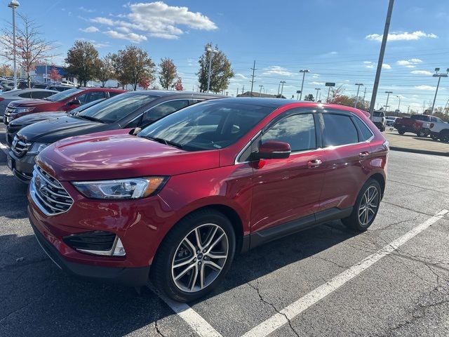 2020 Ford Edge Titanium