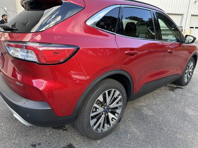 2020 Ford Escape Hybrid Titanium