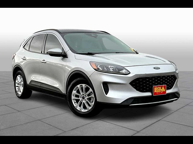 2020 Ford Escape SE