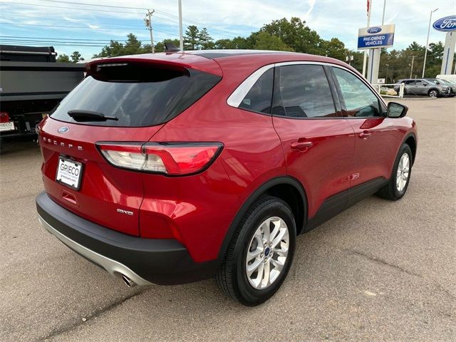 2020 Ford Escape SE