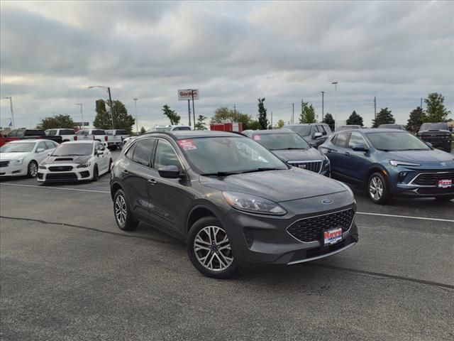 2020 Ford Escape SE