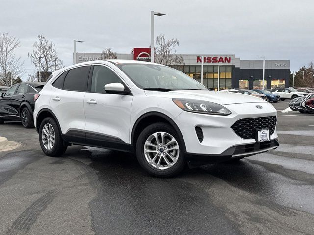 2020 Ford Escape SE