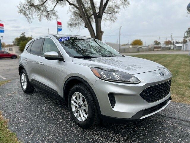 2020 Ford Escape SE