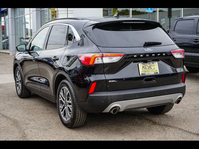 2020 Ford Escape SEL