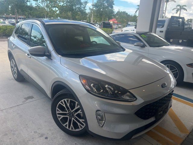 2020 Ford Escape SEL